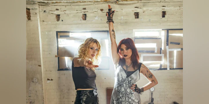 Lambrini Girls: No Refunds Tour