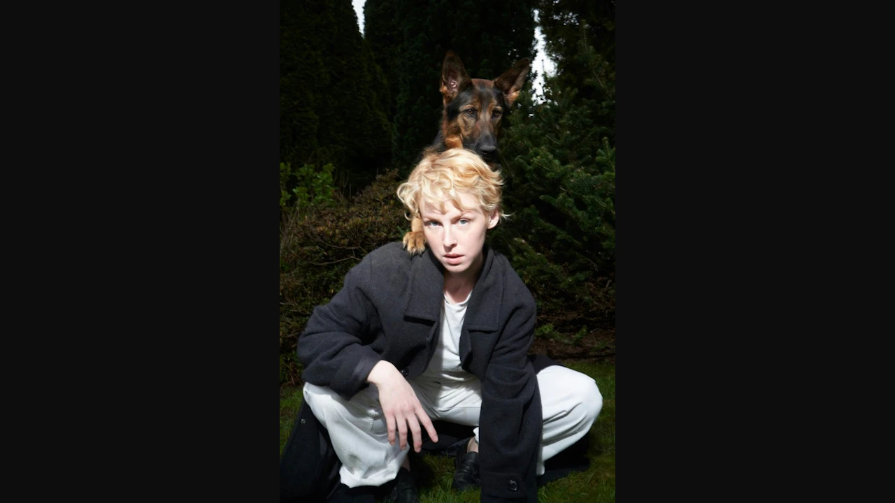Fenne Lily with Sean Solomon