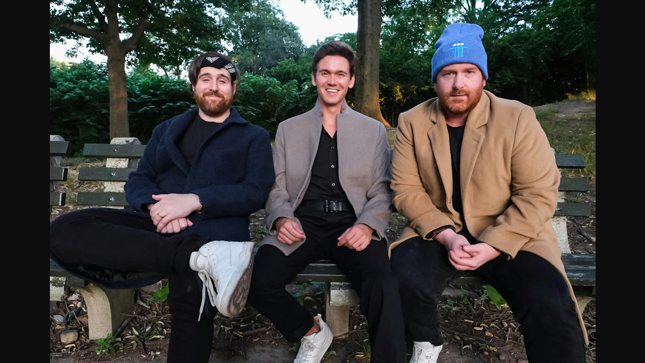 T.3 - Holiday Harmonies Tour