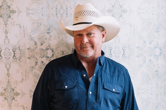 Tracy Lawrence with Parmalee