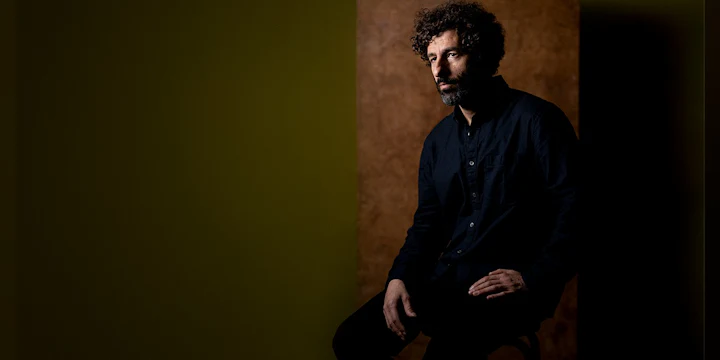 José González