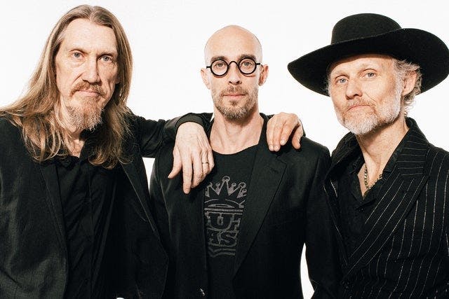 The Wood Brothers: Puff Of Smoke Tour (Fully Seated)