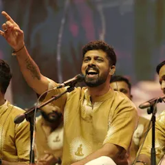 Nandagovindam Bhajans