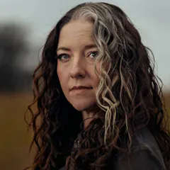 Ashley McBryde: Into The Wild Tour