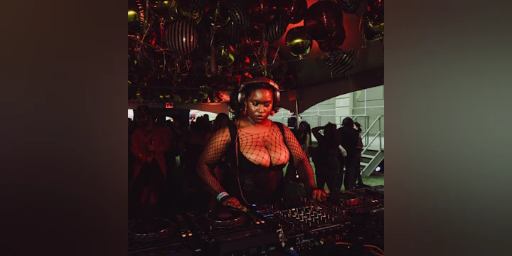 Cure Presents DJ Nico (us)