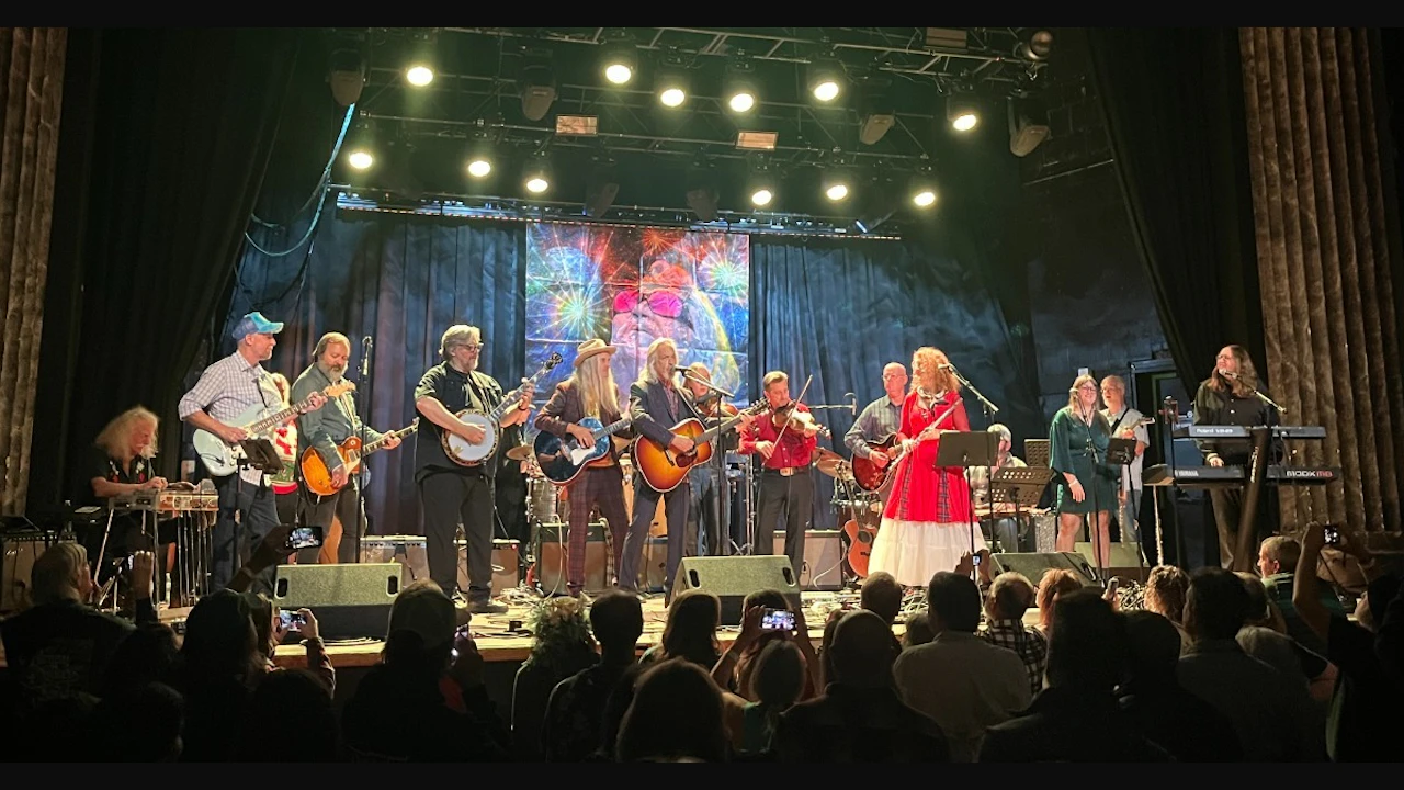 Holiday Hootenanny 15 - A Benefit for Atlanta Habitat for Humanity
