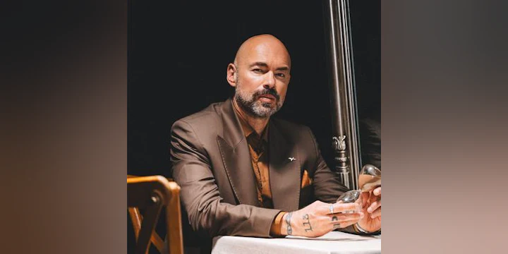 Santiago Cruz