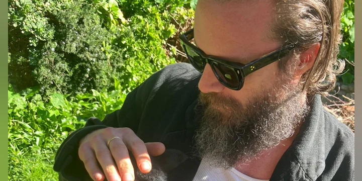 Father John Misty (Solo)