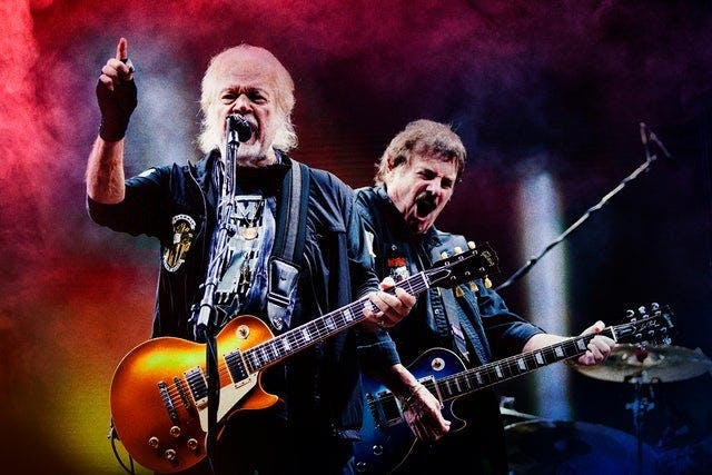 Hard Rock Live At Etess Arena