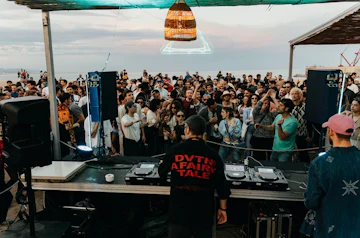 Sunseabar Beach Club