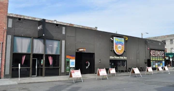 Neumos