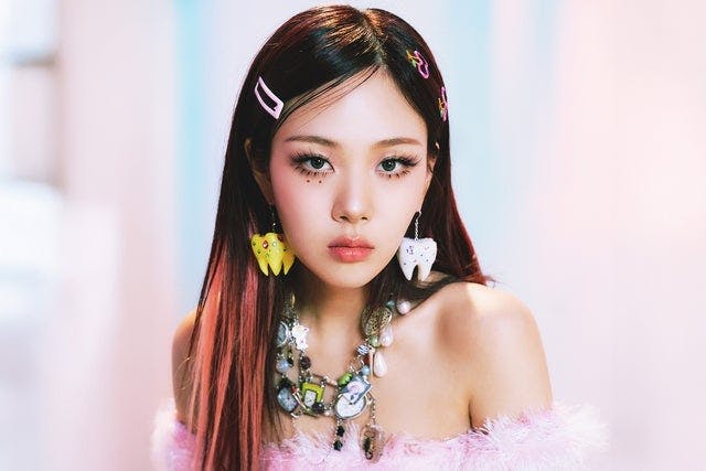 Bibi 2025 1st World Tour [eve]