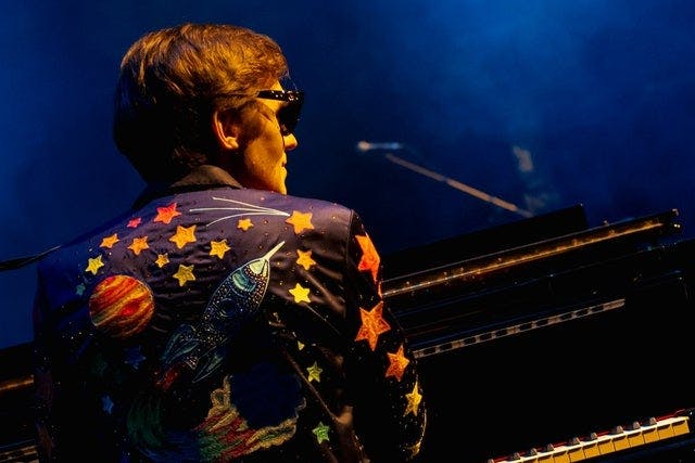 Sir El Tom John - The World's #1 Elton John Tribute Act