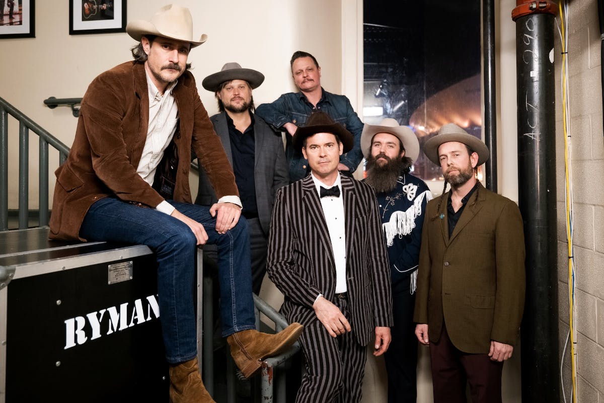 Old Crow Medicine Show: Circle the Wagons Tour