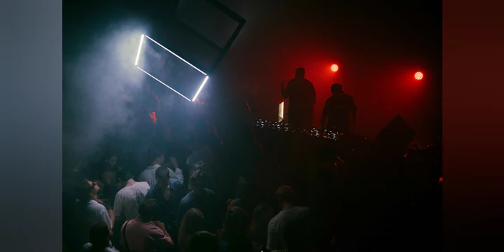 Modus - Ade