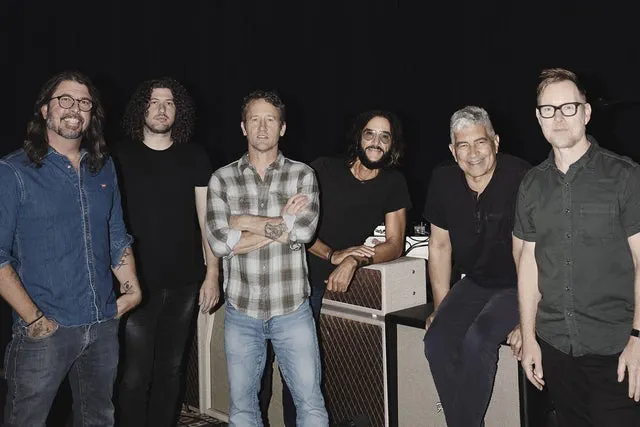Foo Fighters - Loud And Up Close - 18+ Event