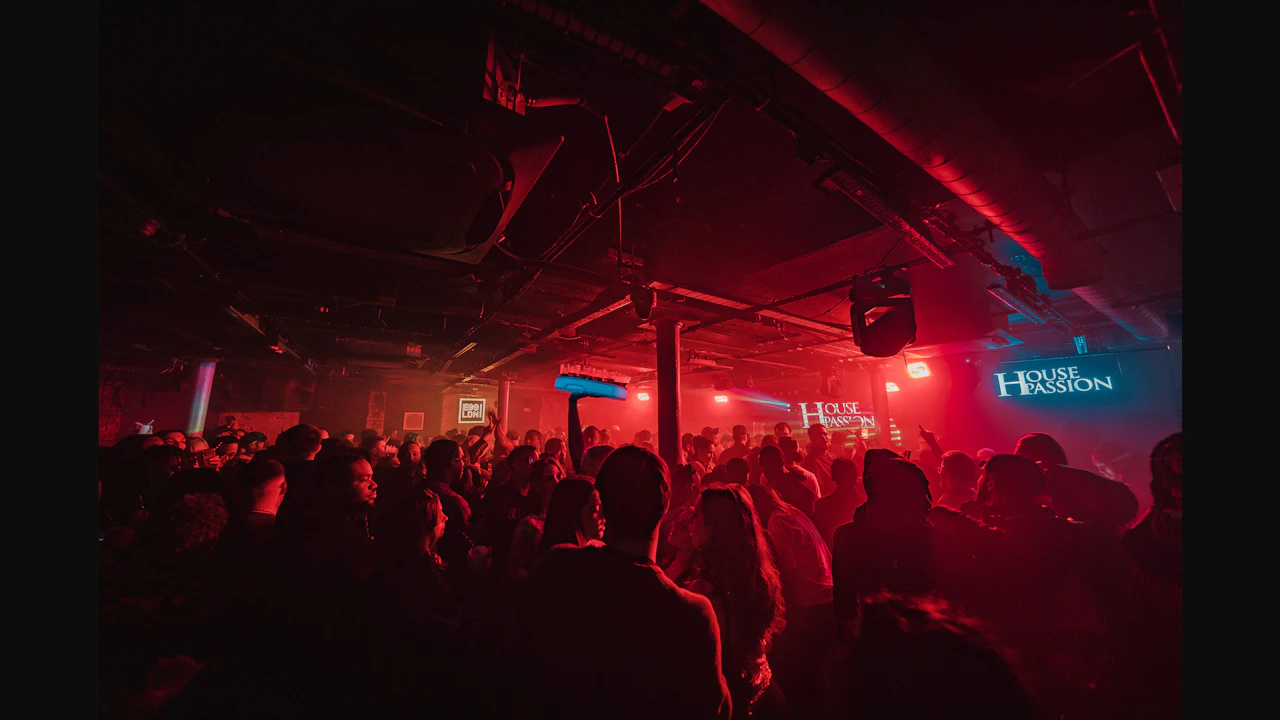 Sunday Sessions: House All Night Long