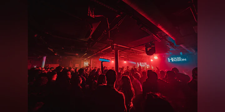 Sunday Sessions: House All Night Long
