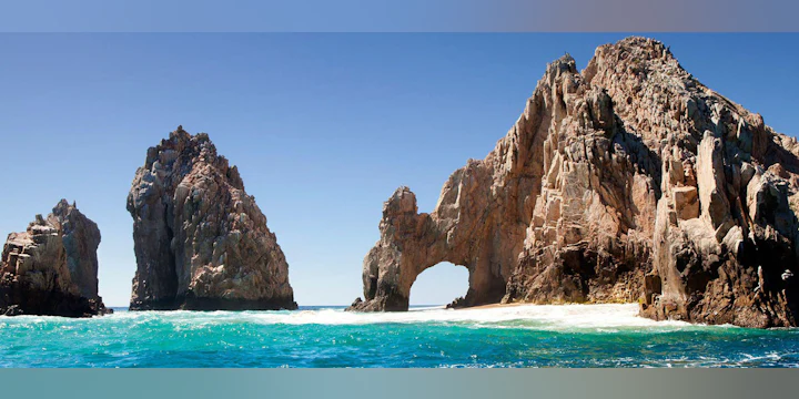 Cabo Madness Club Crawl