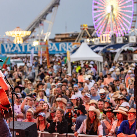 Barefoot Country Music Fest