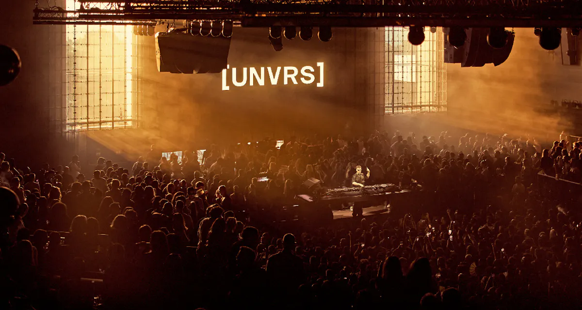UNVRS photo