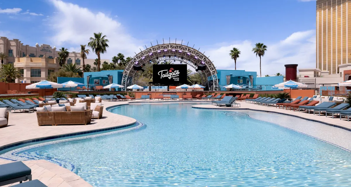 Tailgate Beach Club photo