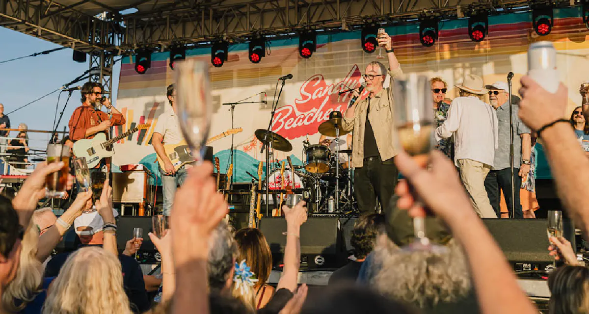 Sandy Beaches Cruise photo