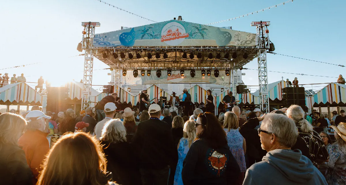 Sandy Beaches Cruise photo