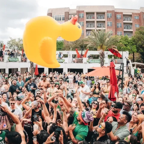 Encore Dayclub