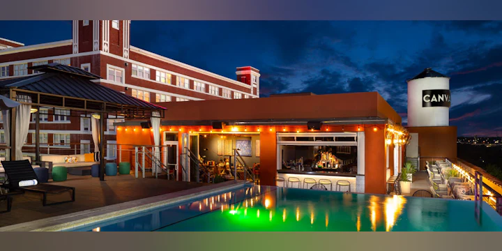 Canvas Hotel