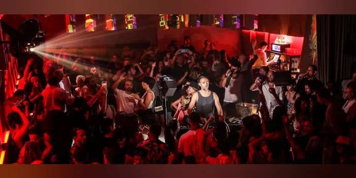 Akasha Las Dalias Club