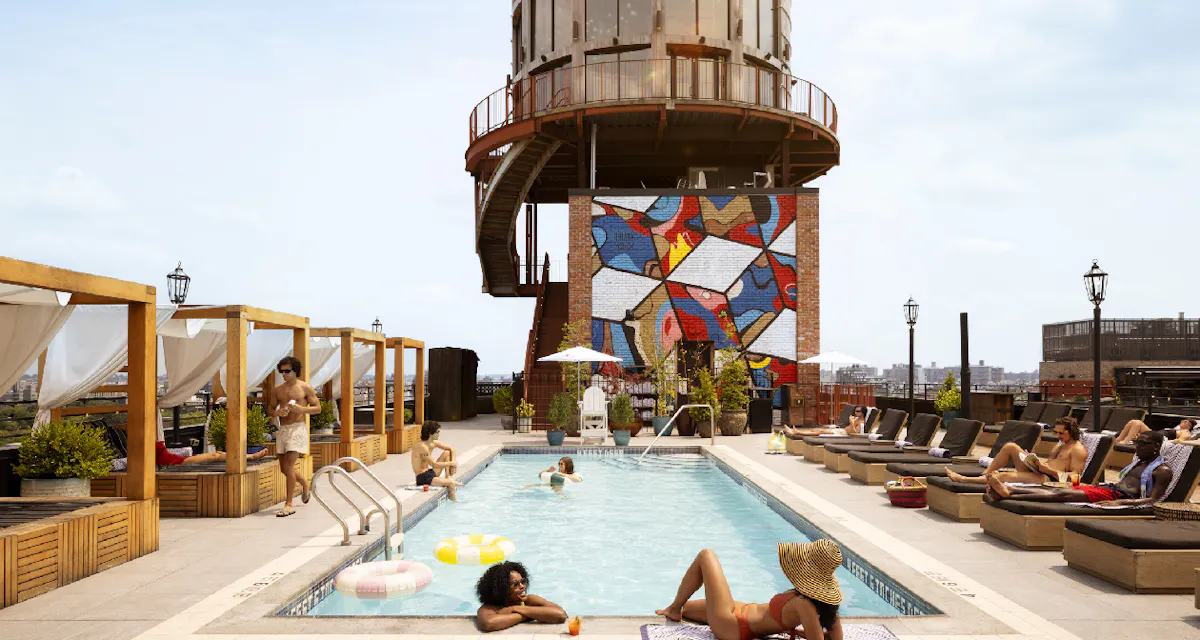 Rooftop At Arlo Williamsburg