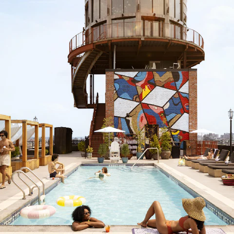 Rooftop At Arlo Williamsburg