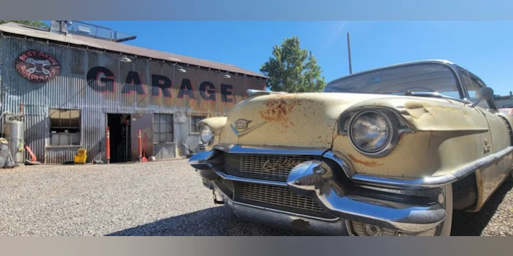 Garage On Beck
