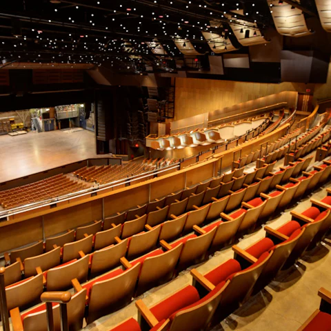 Queen Elizabeth Theatre