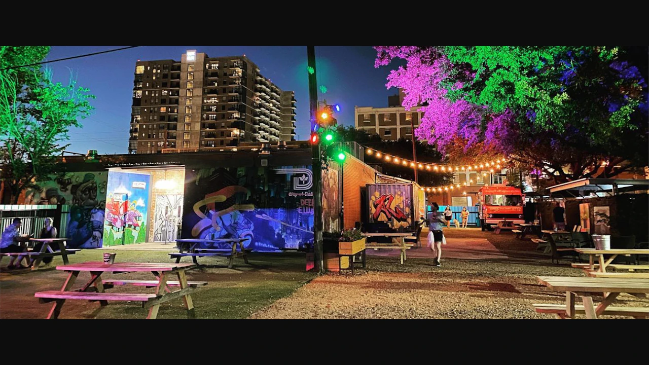 Deep Ellum Art Co