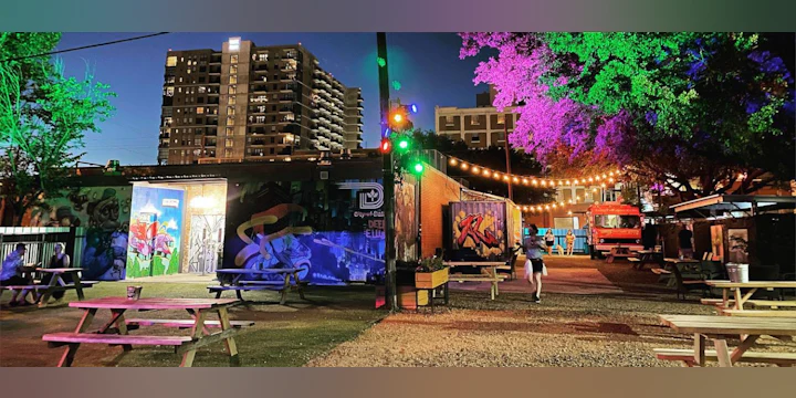 Deep Ellum Art Co