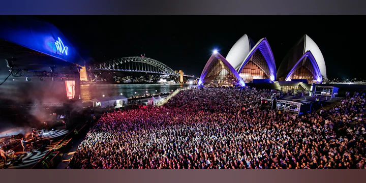 The Sydney Opera House - Forecourt